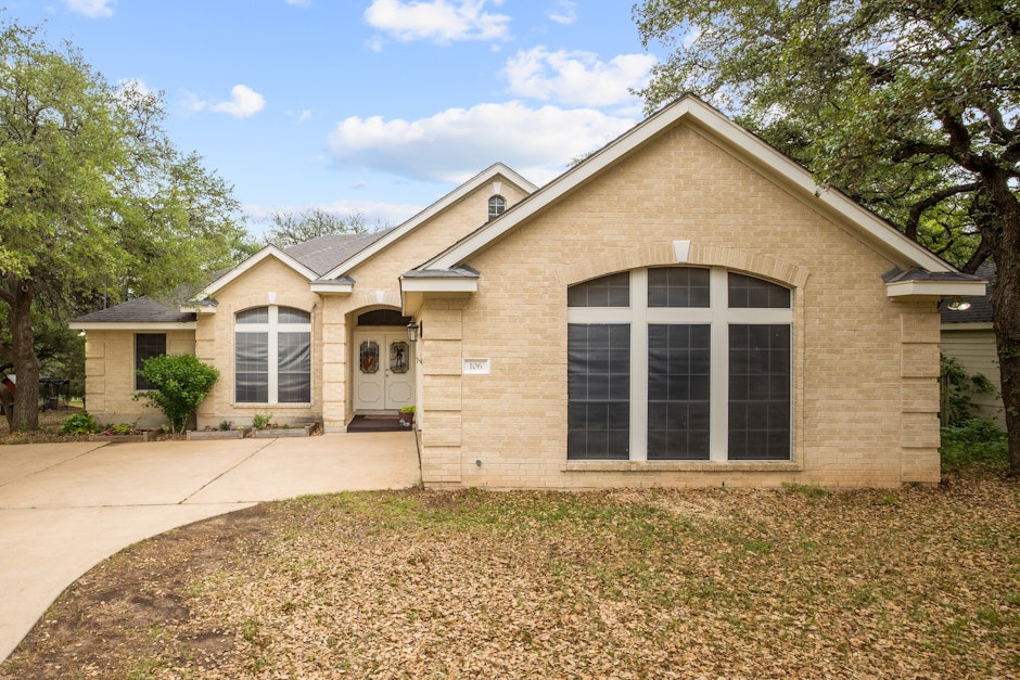 106 D B Wood Road, TX 78628, Presented by Rolando Espinoza, Thrive Realty. Powered